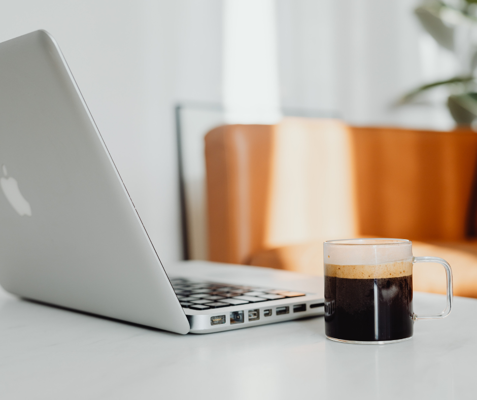 konsultacja psychologiczna online, psycholog online, terapia zdalna